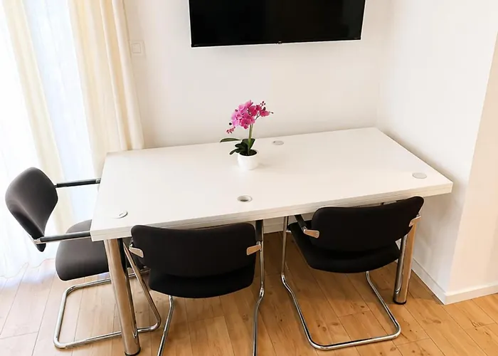 Comfortable 7br With Garden Access *