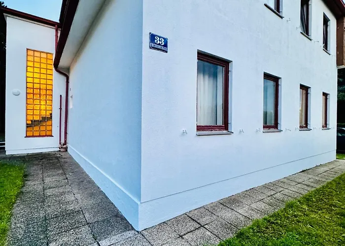 Comfortable 7br With Garden Access *
