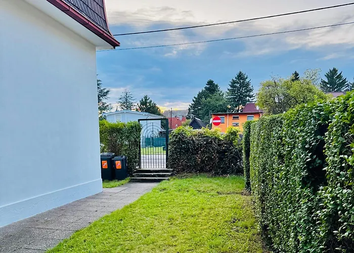 Apartamento Comfortable 7br With Garden Access Viena