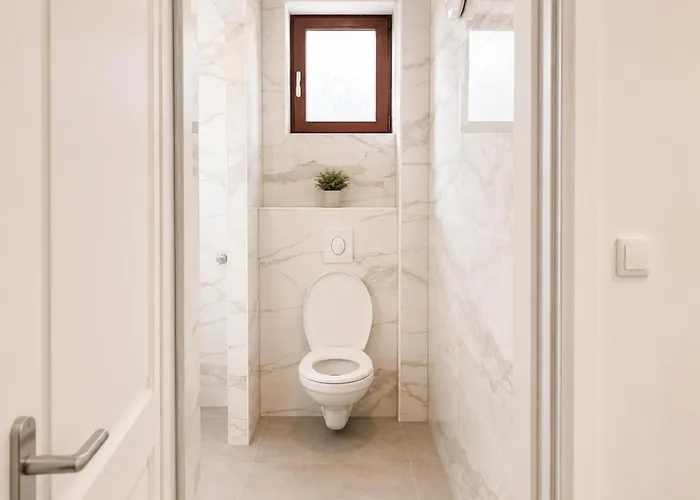 Apartamento Comfortable 7br With Garden Access